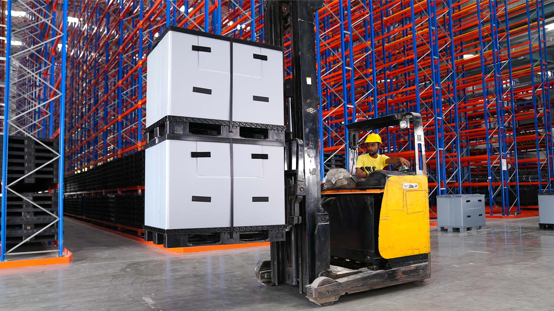 Pallet Packaging Solutions Benefits for Heavy Goods